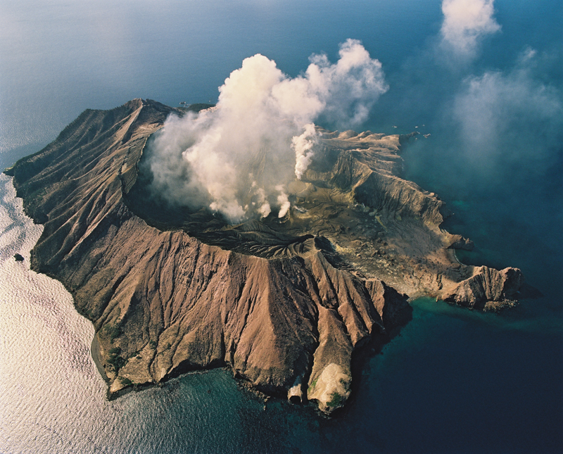 Click image for larger version

Name:	Island3.jpg
Views:	20
Size:	573.0 KB
ID:	33471