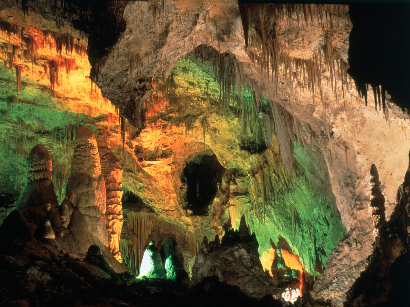 Click image for larger version

Name:	Caverns3.jpg
Views:	24
Size:	382.5 KB
ID:	7546