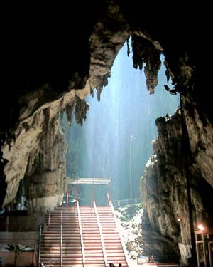Click image for larger version

Name:	Caverns4.jpg
Views:	23
Size:	18.2 KB
ID:	7547